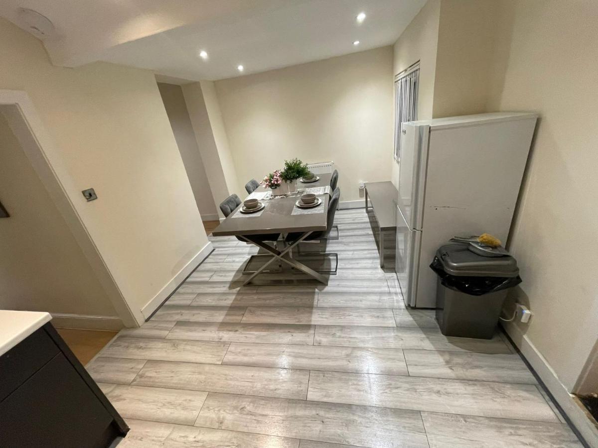 Big 3 Bedroom London House With 2 Bathroom Plumstead (Greater London) Exterior photo